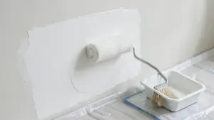 Czym gruntować ściany przed tapetowaniem